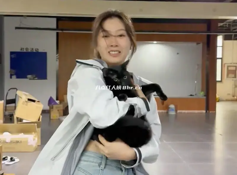 王小羽资料,她的羽毛球球技怎么样?