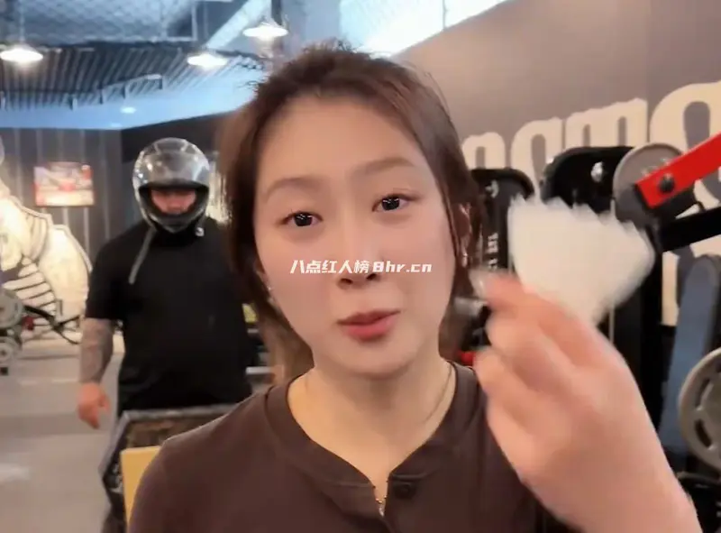 王小羽资料,她的羽毛球球技怎么样?