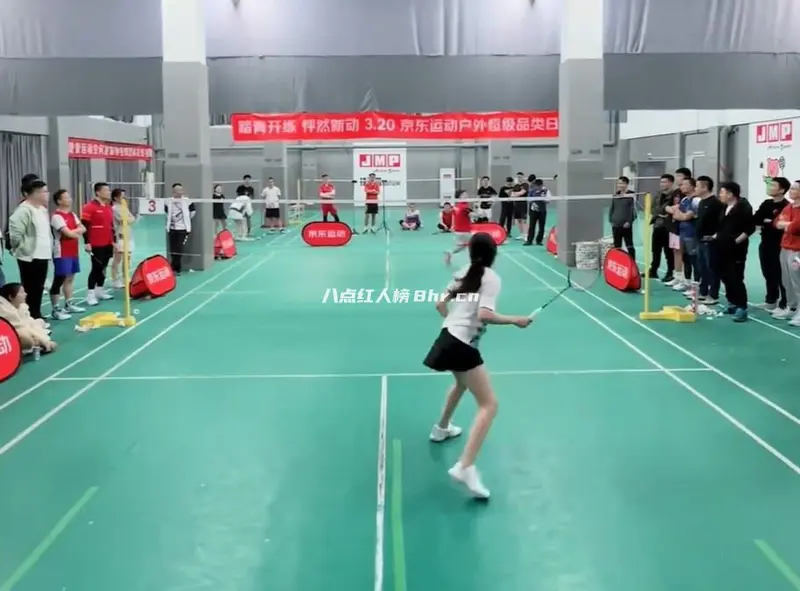 王小羽资料,她的羽毛球球技怎么样?