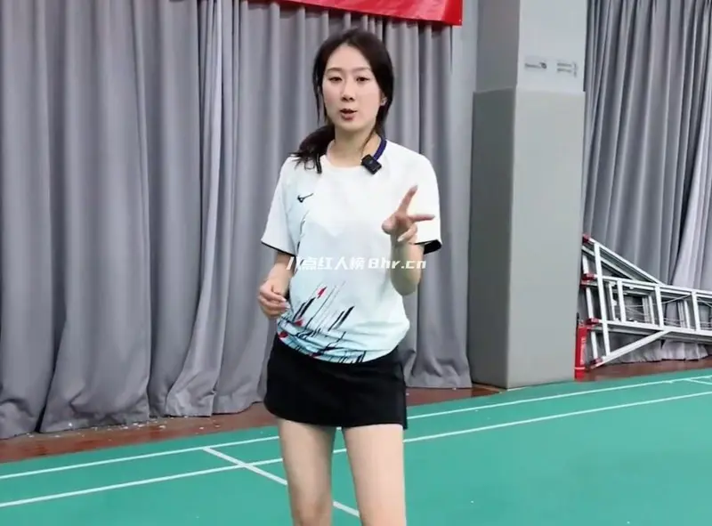 王小羽资料,她的羽毛球球技怎么样?