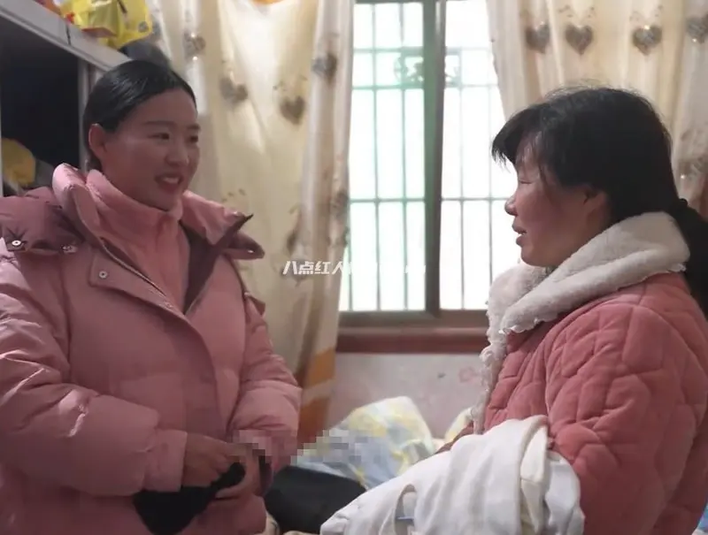 周甜丽资料简介,让人羡慕的幸福一家人