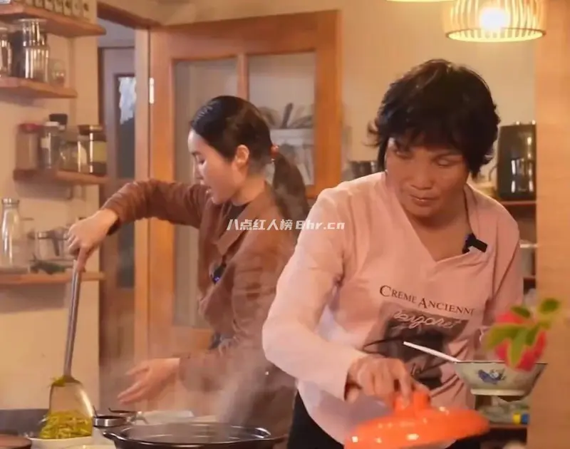 广西母女玉凤鸣和黄女士资料,真吵架吗