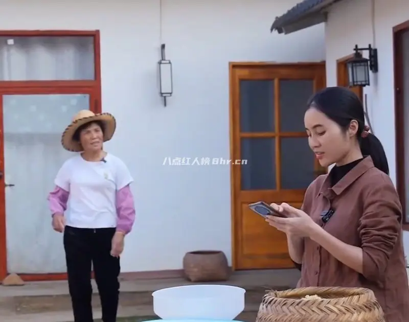 广西母女玉凤鸣和黄女士资料,真吵架吗