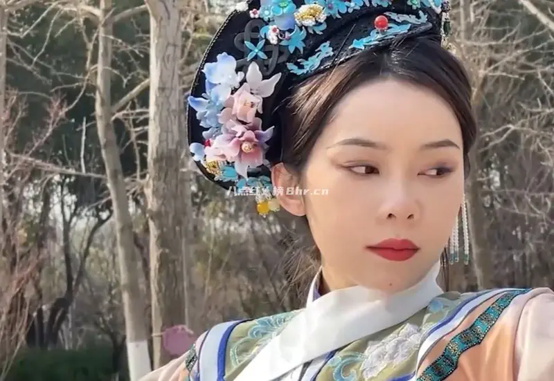 女大学生灵霖七个人资料介绍