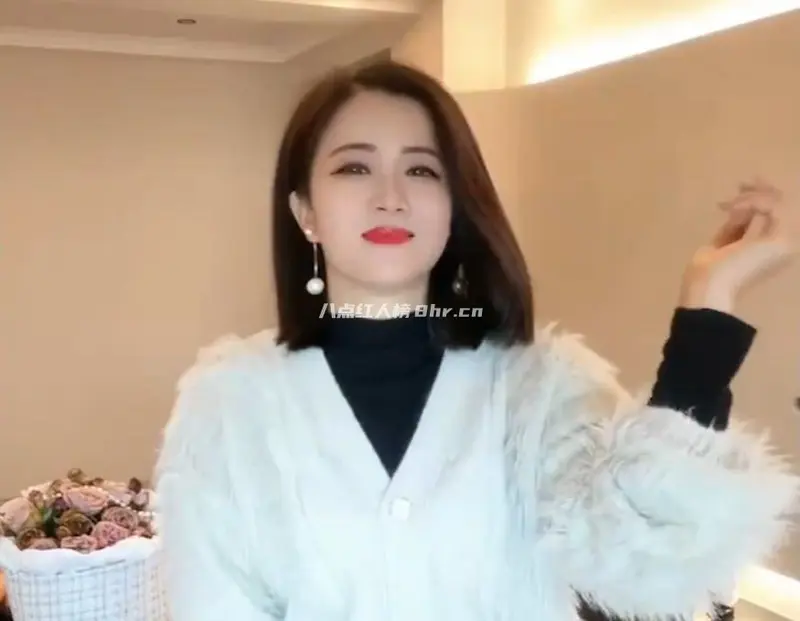 9个月的孙子和43岁80后琛琛奶奶