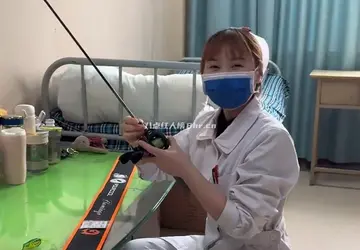 护士界钓鱼一姐资料,真人露脸照被赞