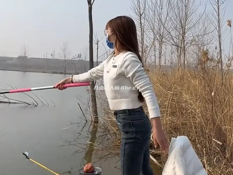 护士界钓鱼一姐资料,真人露脸照被赞