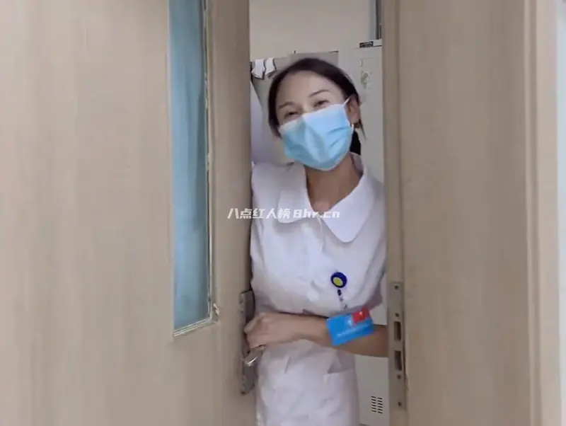 护士界钓鱼一姐资料,真人露脸照被赞