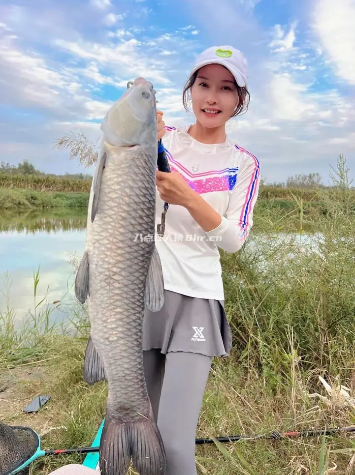 护士界钓鱼一姐资料,真人露脸照被赞