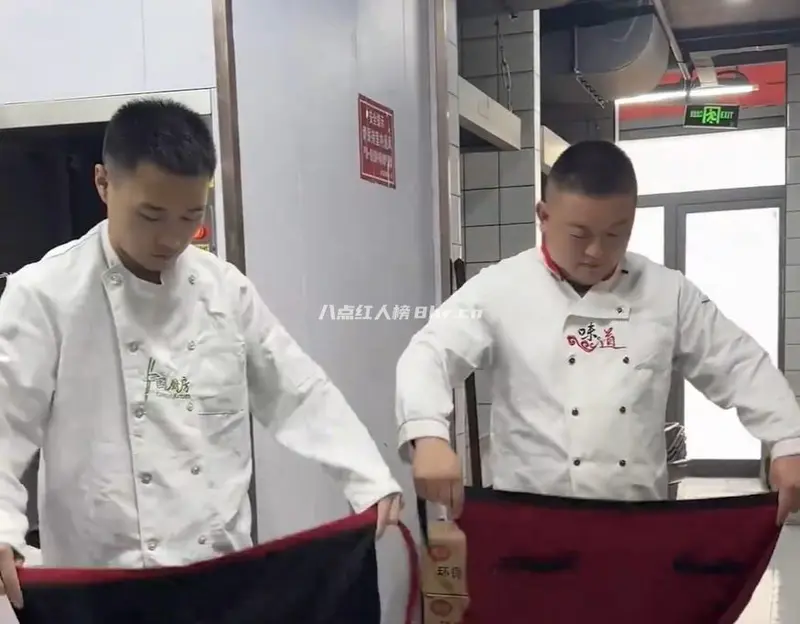 鹏哥蛋爷和冯百燕的故事,厨师水平如何