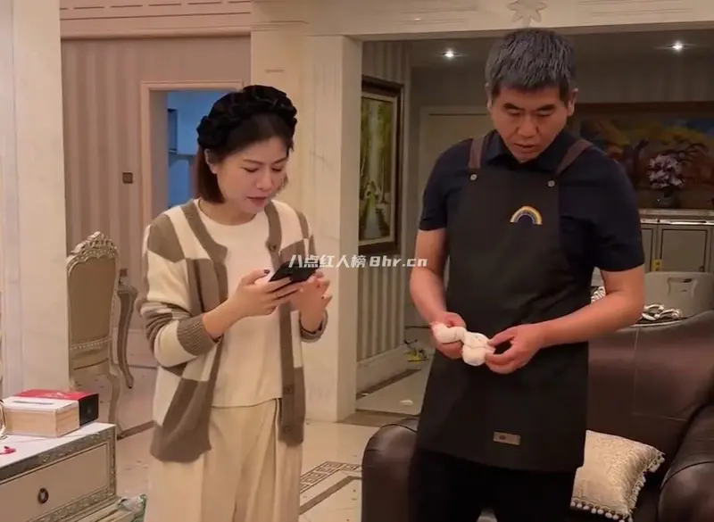 苗苗的精致生活资料,和保姆大叔的关系