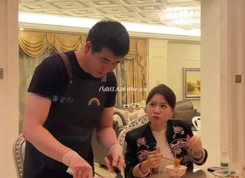 苗苗的精致生活资料,和保姆大叔的关系