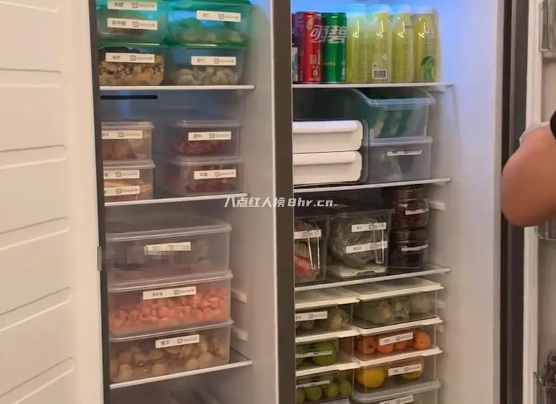 苗苗的精致生活资料,和保姆大叔的关系