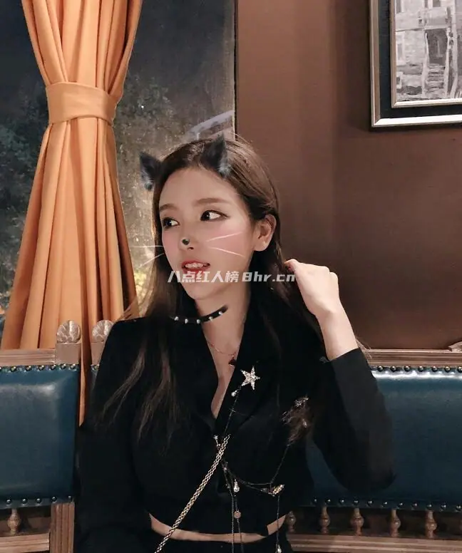 Rita小雨桑微博生活照及早期自拍照写真