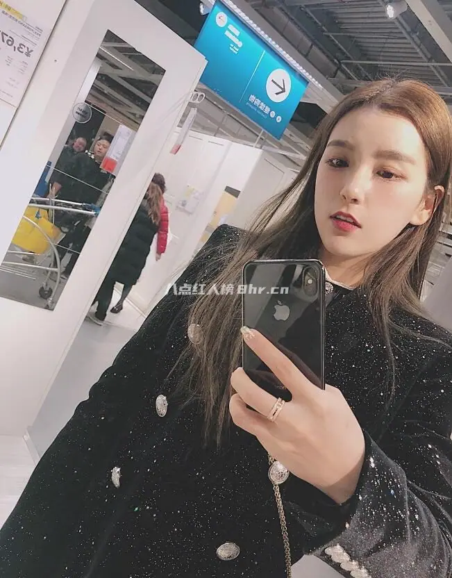 Rita小雨桑微博生活照及早期自拍照写真