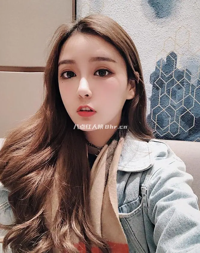 Rita小雨桑微博生活照及早期自拍照写真