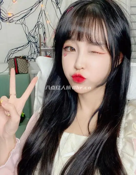 抖音网红泡泡又困了老照片