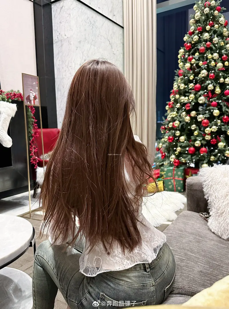 红酒女神奔跑的晶骡子生活照片