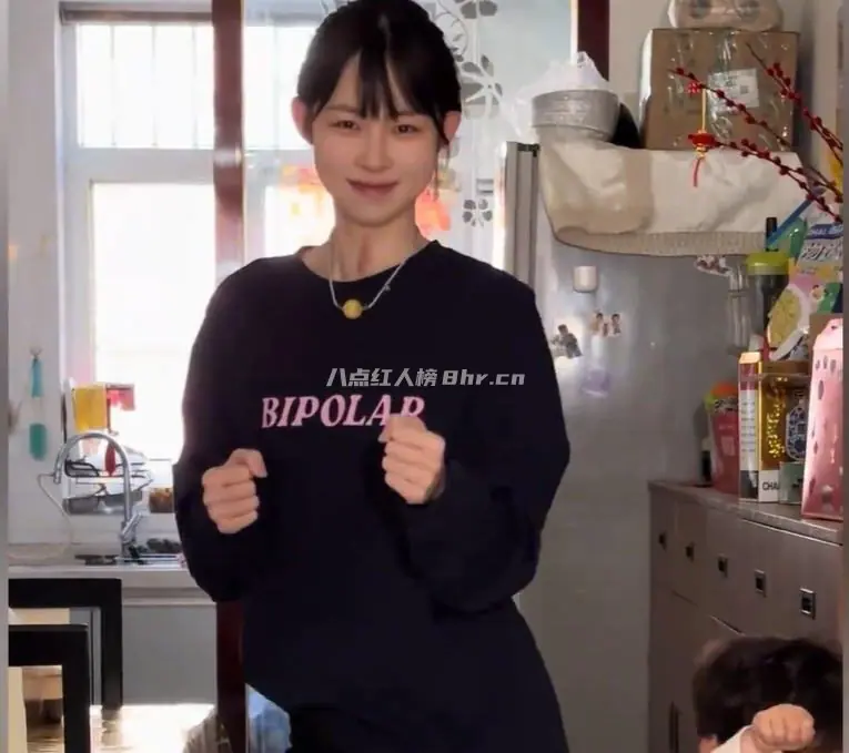 抖音张肉肉资料,她是不是痞幼?