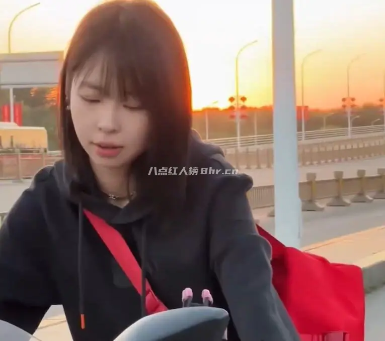 抖音张肉肉资料,她是不是痞幼?