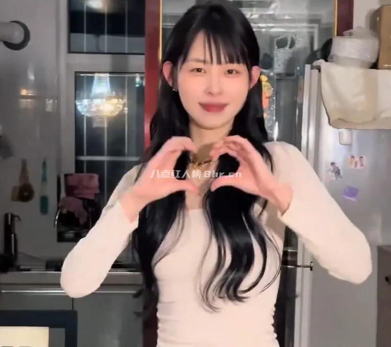 抖音张肉肉资料,她是不是痞幼?