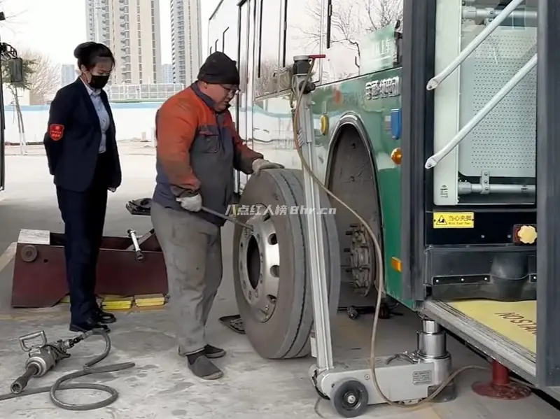 河南郑州公交车女司机周喜玲清净资料