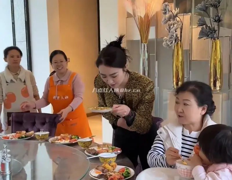 妍伊夫妇个人资料和真实身份