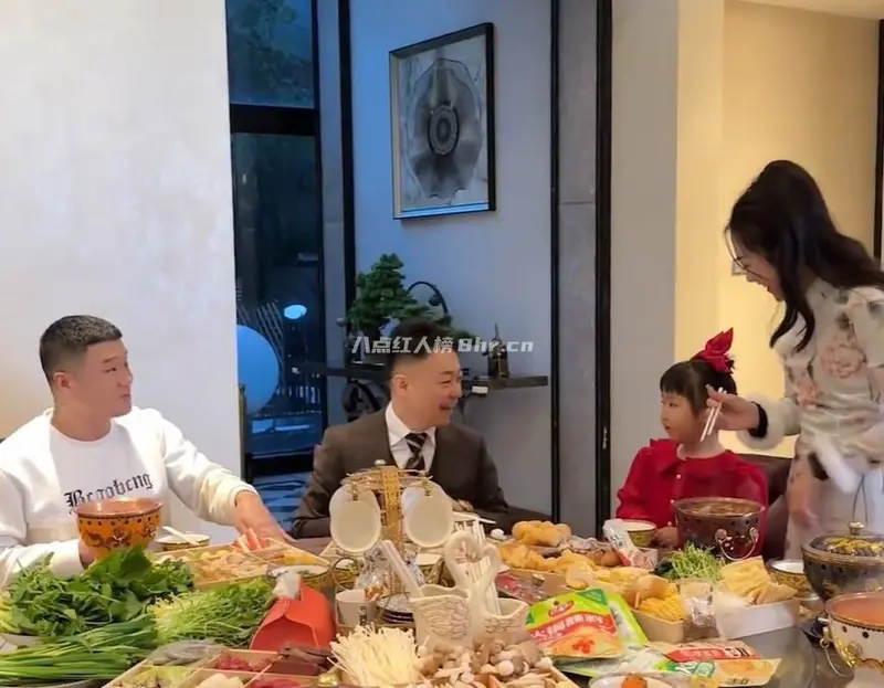 妍伊夫妇个人资料和真实身份