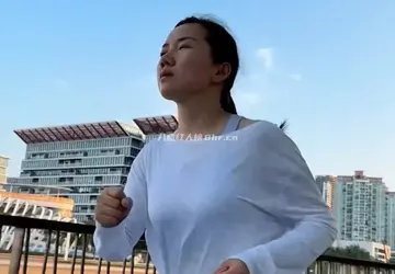 网红“小凤的精致生活”的姐姐小娜资料