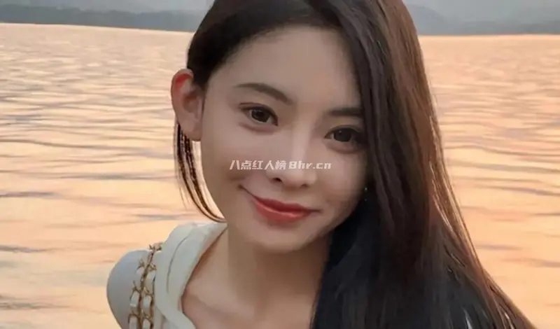 网络红人温精灵男朋友