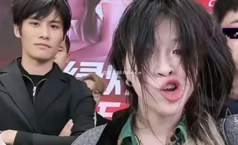 红绿灯的黄为何常被封号