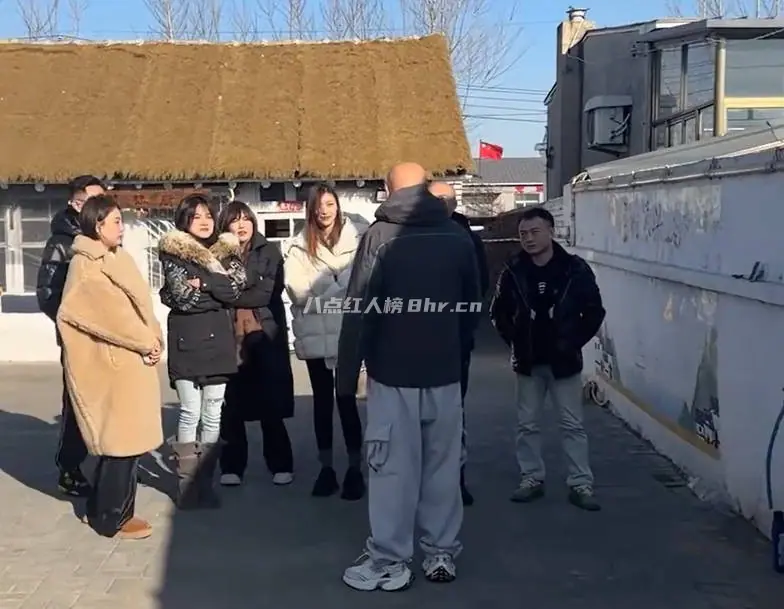 孙明亮和周二胖个人资料简介