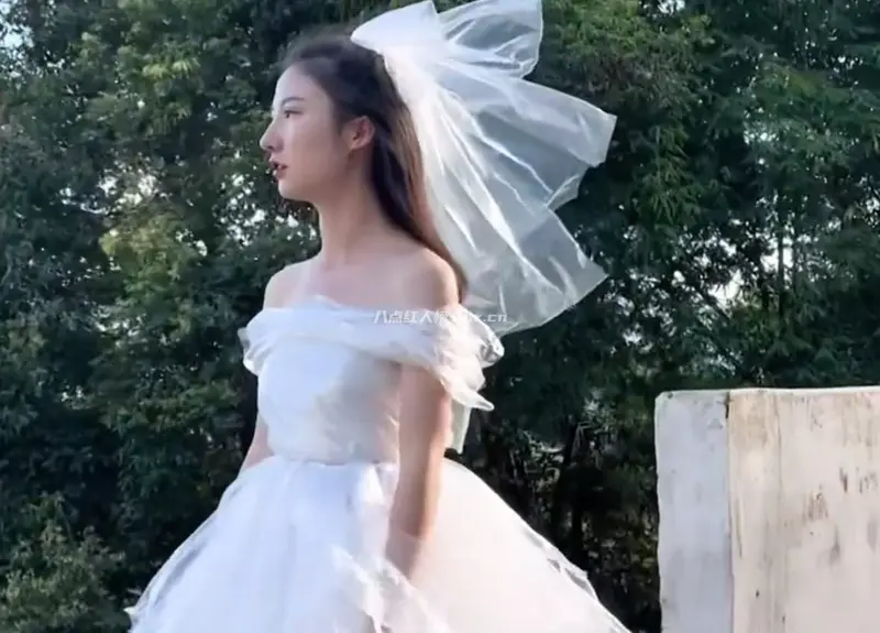 才女胡逗逗个人资料简介