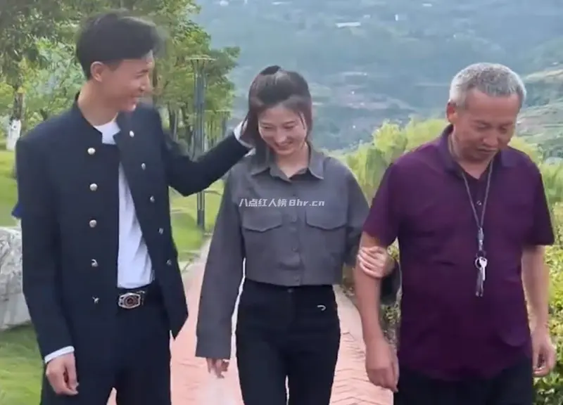 才女胡逗逗个人资料简介