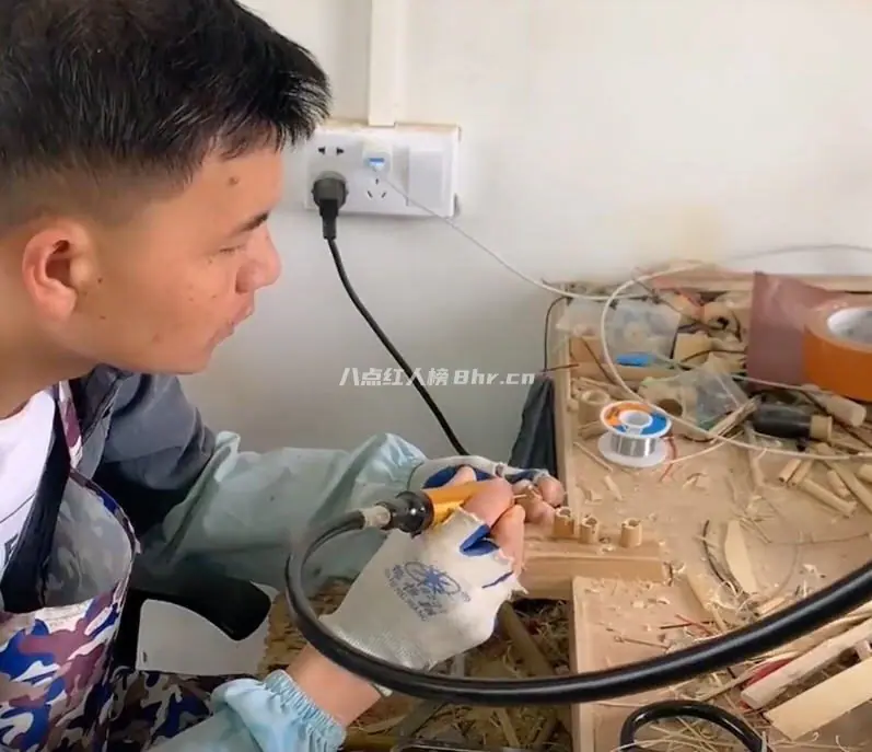 当代鲁班黄彩辉个人资料简介