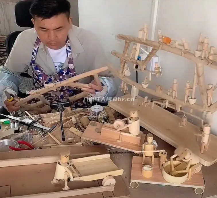 当代鲁班黄彩辉个人资料简介