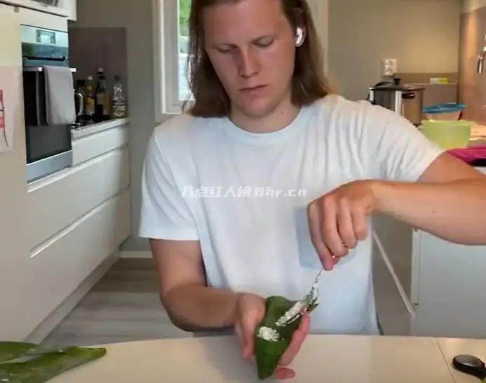 喜爱中国美食和文化的老外克里斯个人资料简介