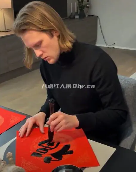 喜爱中国美食和文化的老外克里斯个人资料简介