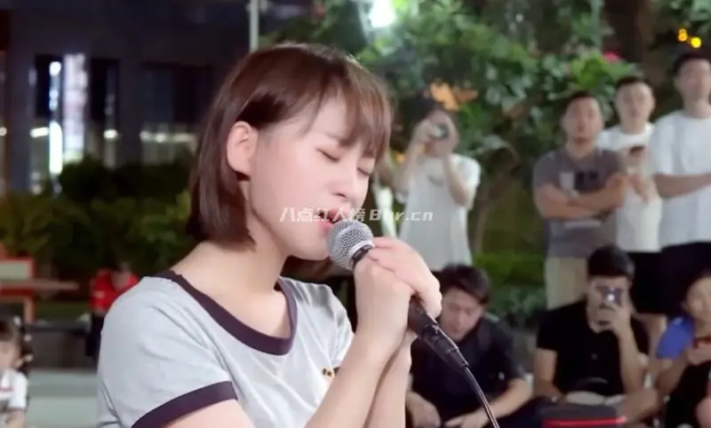 带着哭腔唱歌的小阿七个人资料简介