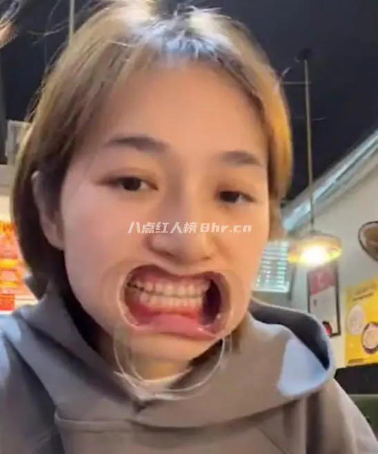 搞笑网红周周啊个人资料简介