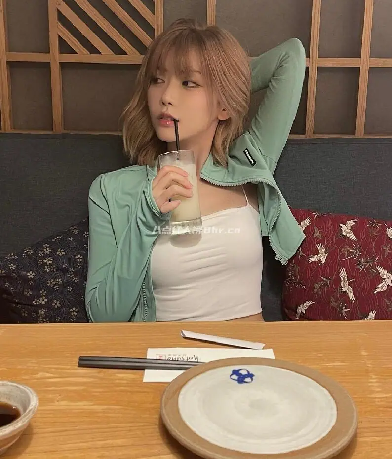 女主播周淑怡生活气质写真照片