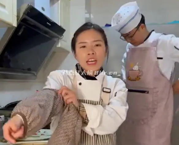 四川广安夫妻李静和亮娃资料简介