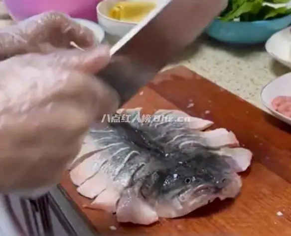 四川广安夫妻李静和亮娃资料简介