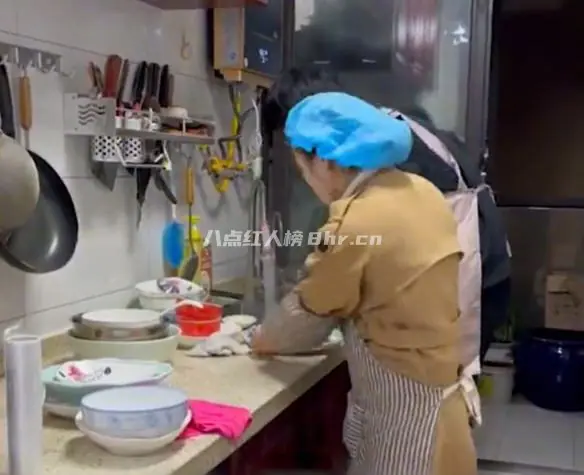 四川广安夫妻李静和亮娃资料简介