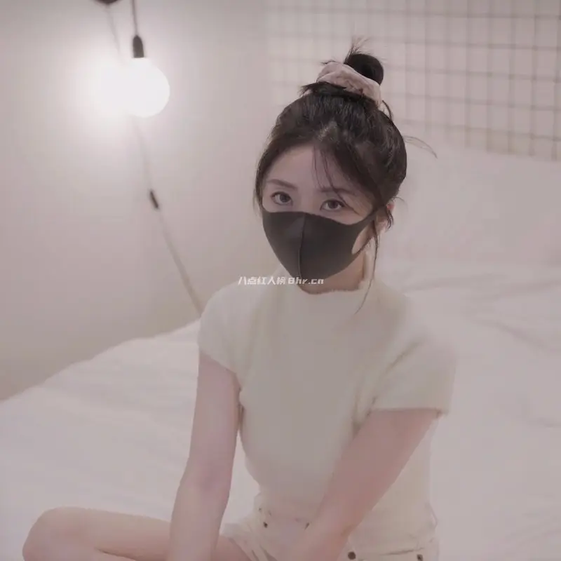 网红玩偶姐姐个人资料和简介