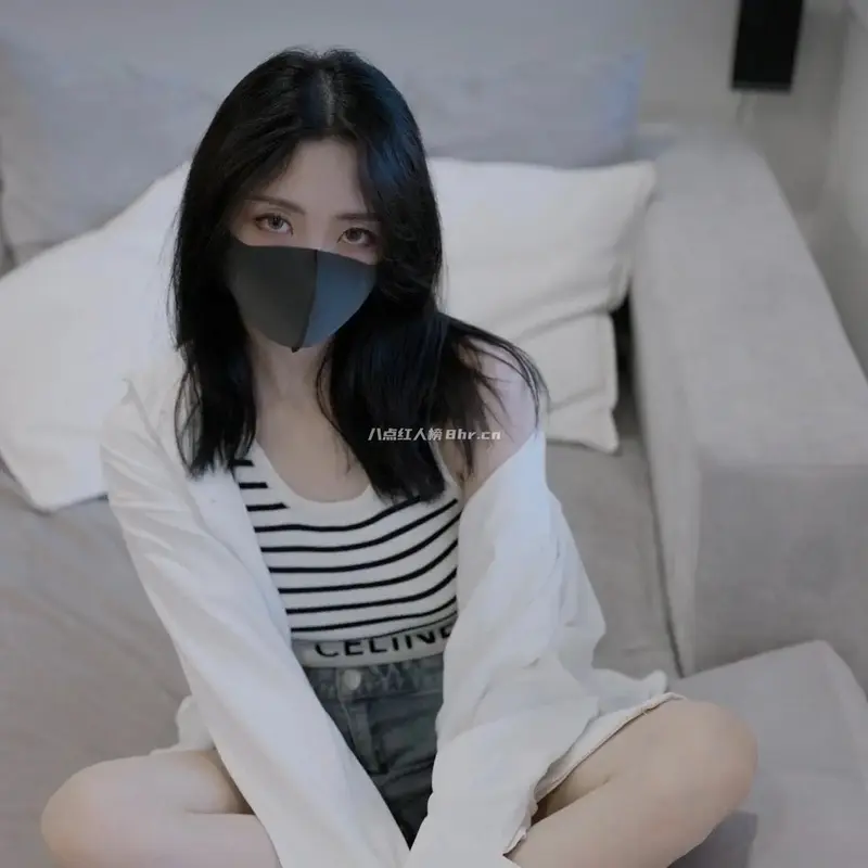 网红玩偶姐姐个人资料和简介