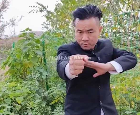 寸拳孤狼个人资料和简介