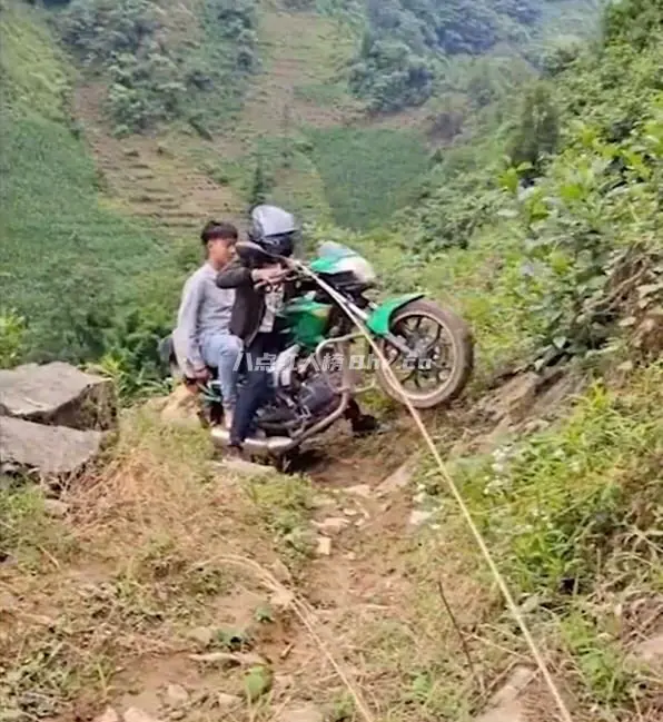 秋名山车神“云南四哥”资料简介