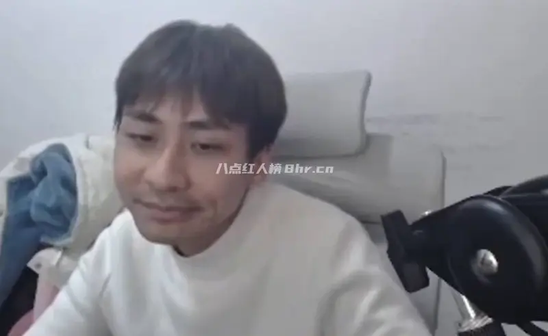 游戏博主"小明剑魔"个人资料和简介