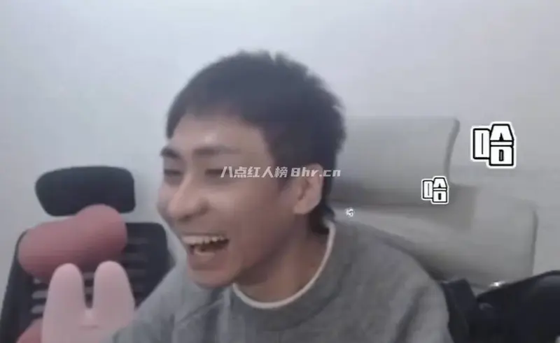 游戏博主"小明剑魔"个人资料和简介